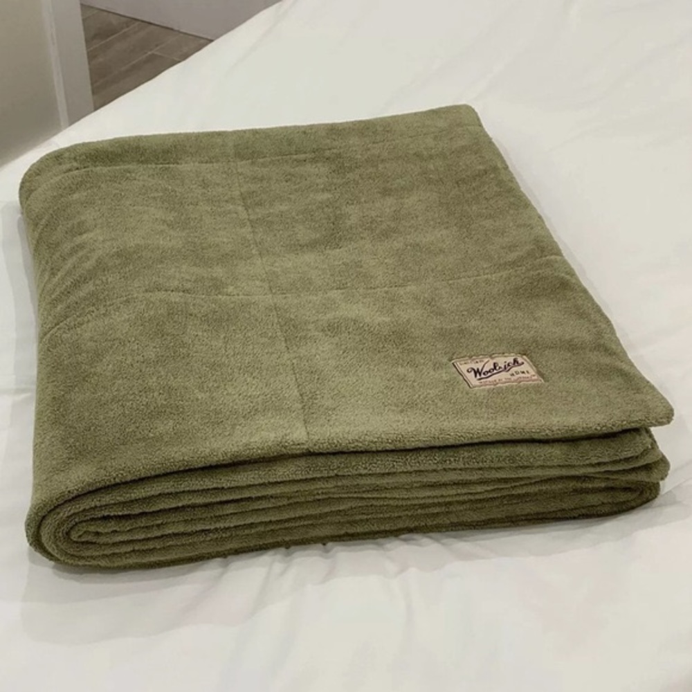 Twin Size Woolrich Microfiber Blanket